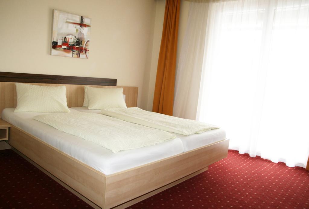 Pension Pleikner Millstatt Room photo